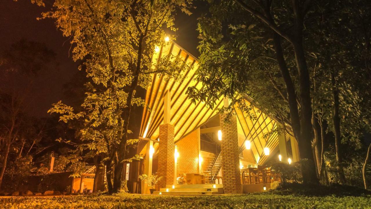 Go Go Green Resort Habarana Exterior photo